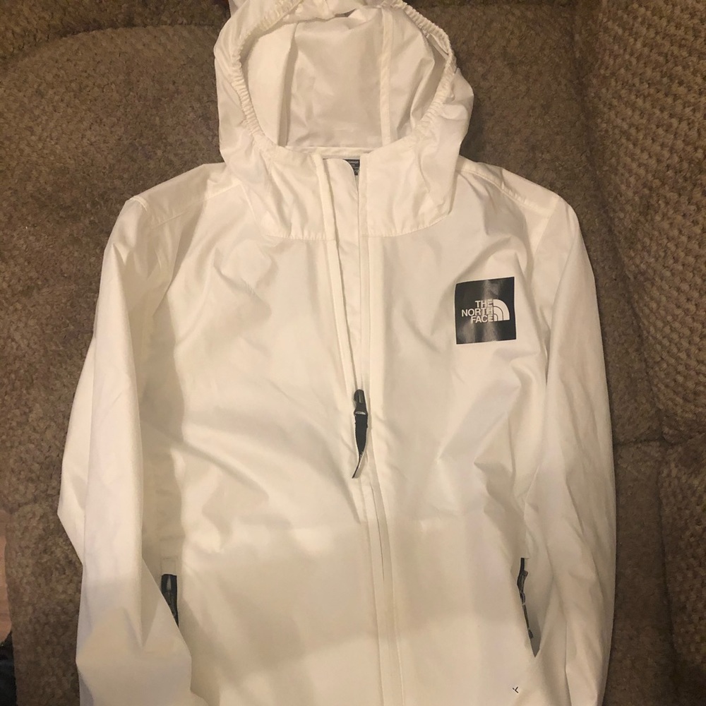 Medium youth North Face windbreaker.